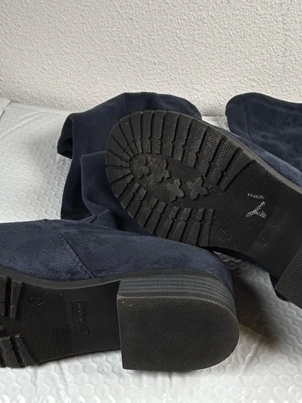 Forever Navy Blue Faux Suede Flat Over-the-Knee Boots Women's Size 7